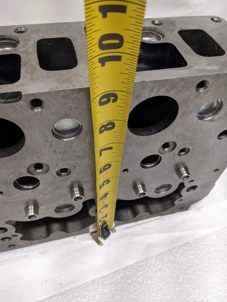 NEW HOLLAND CYLINDER HEAD FITS IVECO ENGINE(S) FC5CE5454 504389002 USED I2
