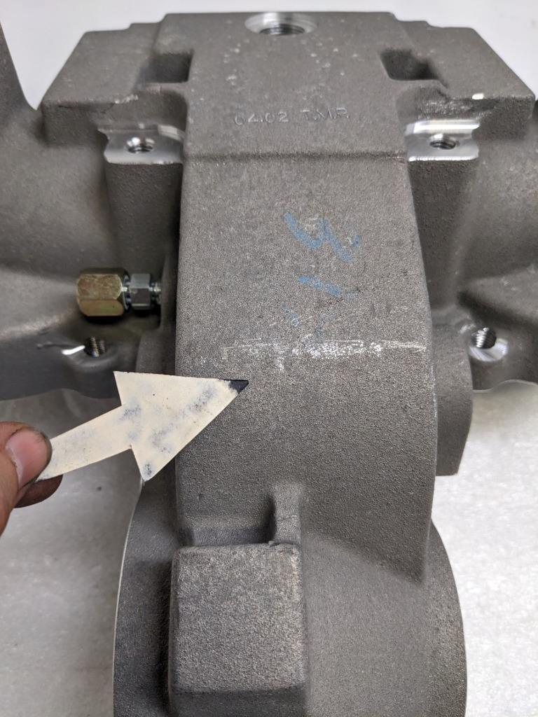 JOHN DEERE CE20020 ROW UNIT GEAR CASE HOUSING NEW I2