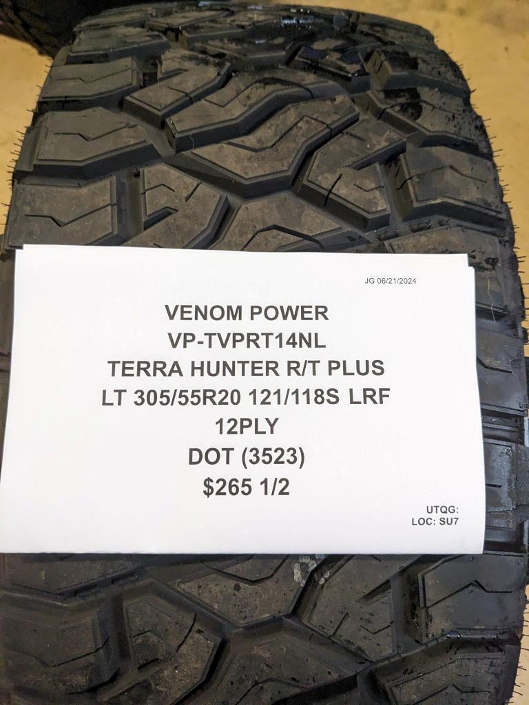 2 VENOM POWER TERRA HUNTER R/T  LT 305 55 20 121/118S LRF 12PLY TIRES TVPRT14NL