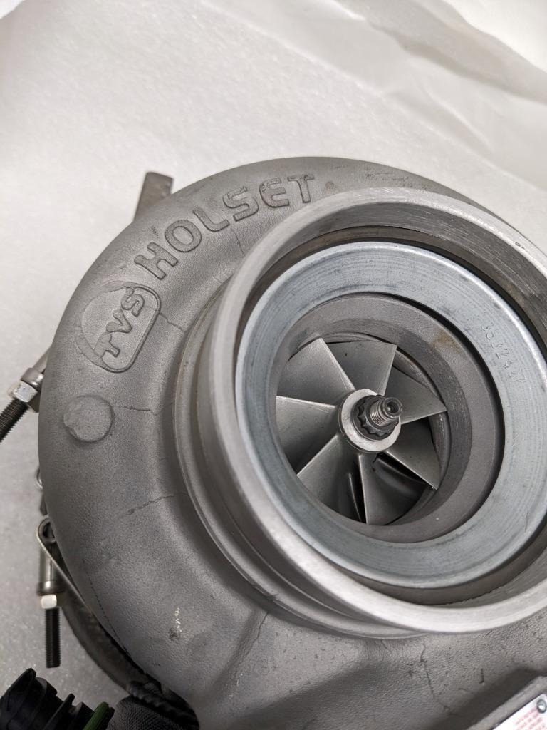 #2 HOLSET MACK REMANUFACTURED TURBOCHARGER HE400VG FOR VOLVO REMAN E2
