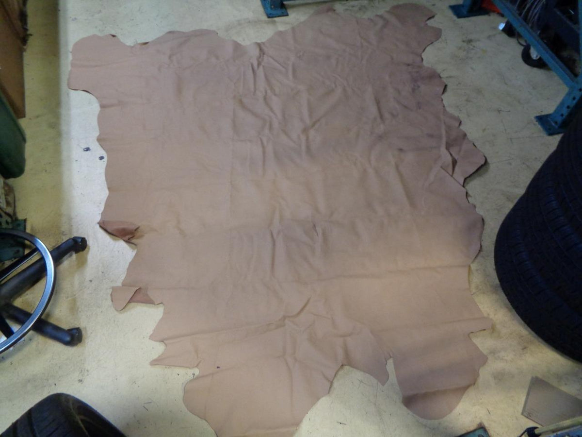 LEATHER HIDE 39.28 SQUARE FEET/3.65 SQUARE METERS TAN NEW N.3 SR