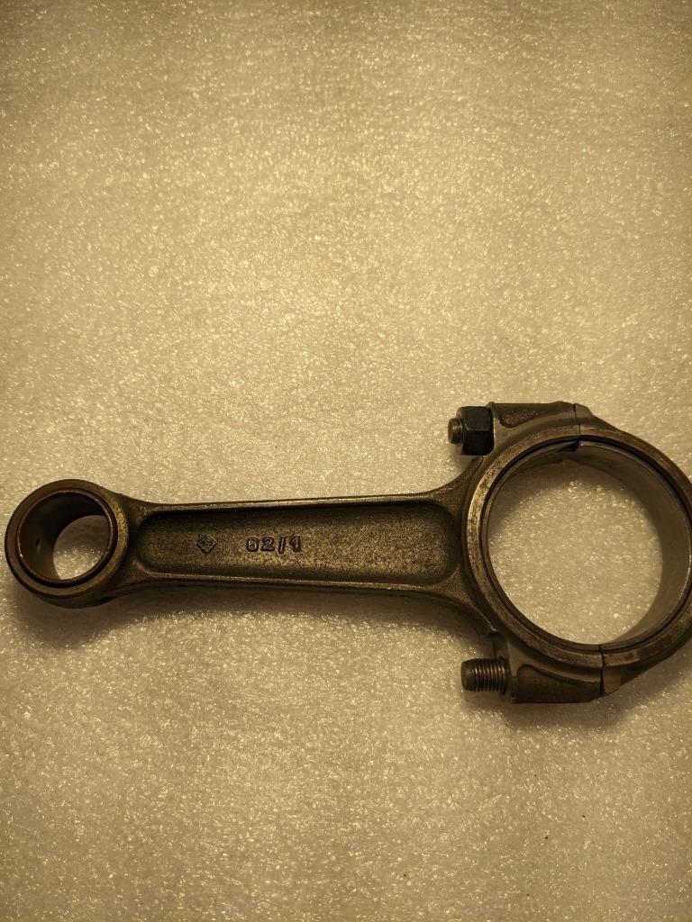 PORSCHE 356 CONNECTING ROD #4 50203105 62/1 USED R24
