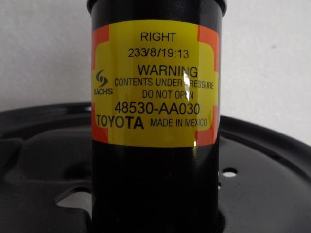 NEW GENUINE TOYOTA REAR RIGHT STRUT FOR '99-'03 TOYOTA CAMRY 48530-A9050 R33