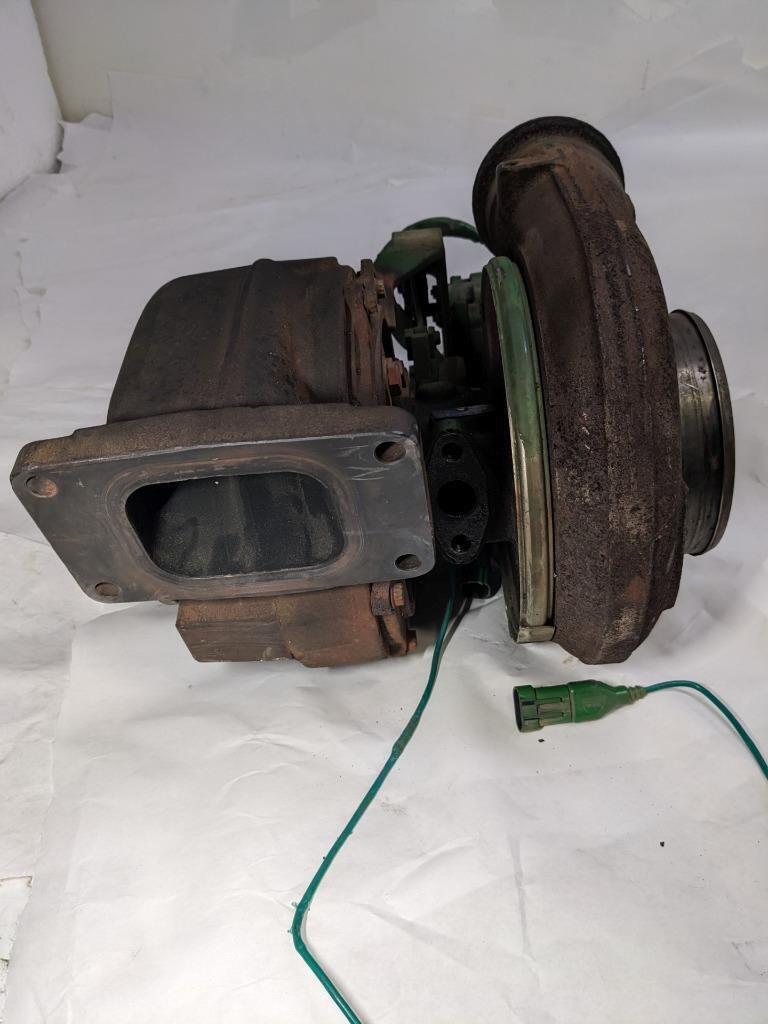 JOHN DEERE/BORGWARNER RE535841 WITH 177473 ACTUATOR USED E2