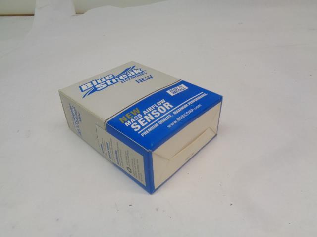 BLUE STREAK ELECTRONICS MASS AIR FLOW SENSOR MF21153N NEW R32T2