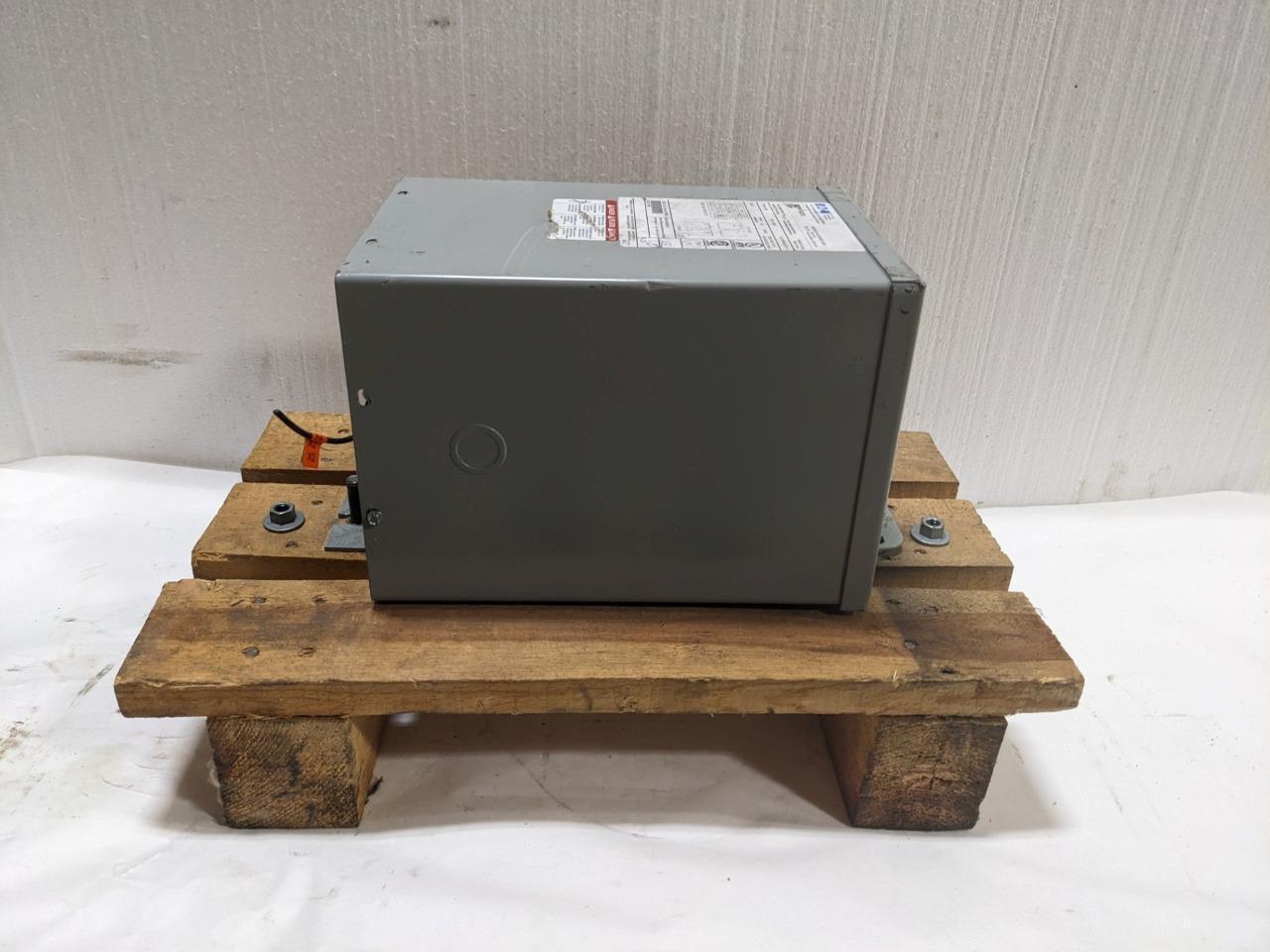 Eaton Cutler Hammer S20N11S03N  Phase 1 3000VA Class H Transformer NEW BSRG2