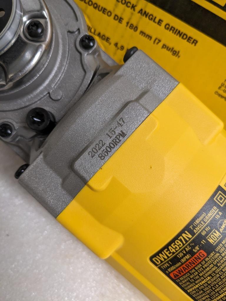 DEWALT DWE4597N PROTECT LARGE ANGLE GRINDER 7" DIA WHEEL 120 VAC NO-LOCK NEW R35