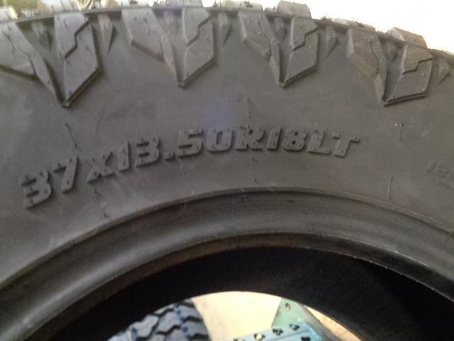 RADAR RENEGADE R/T LT 37 13.50 18 128Q LRF 12PLY TIRE  RASYTH0113 BQ4