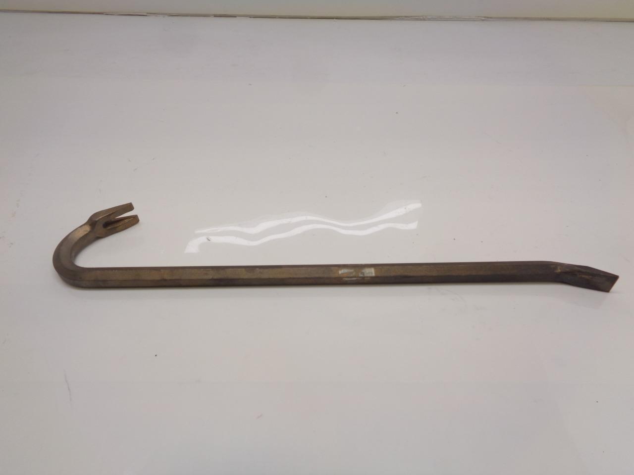 NEW AMPCO SAFETY TOOLS 24" NON-SPARKING CROW BAR W-30 R27