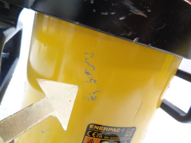 ENERPAC RCH606 HOLLOW PLUNGER HYDRAULIC CYLINDER 6" STROKE 60 TON CAP NEW B2
