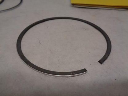 NEW GOETZE RINGS FOR PORSCHE 944 968 3.0L 08-324500-00 R20T5