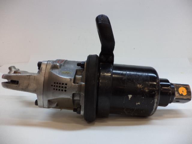 GISON 1-1/2" HEAVY DUTY PNEUMATIC IMPACT WRENCH 2500FT-LB 3000RPM