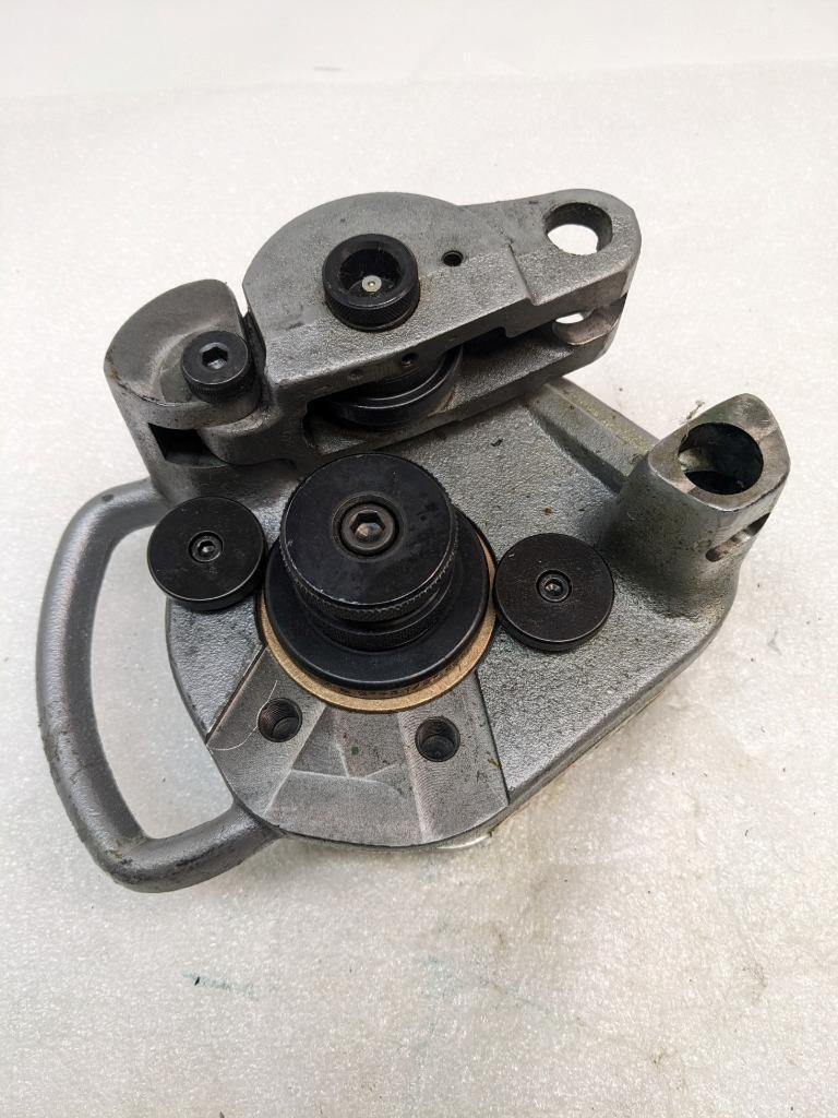 RIDGID 88232 PORTABLE MANUAL ROLL GROOVER 915 WITHOUT ACCESSORIES NEW R27