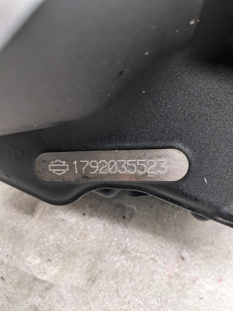 HARLEY DAVIDSON MILWAUKEE 8 TOURING CRANKCASE FOR 17-23 ELECTRA GLIDE USED I2