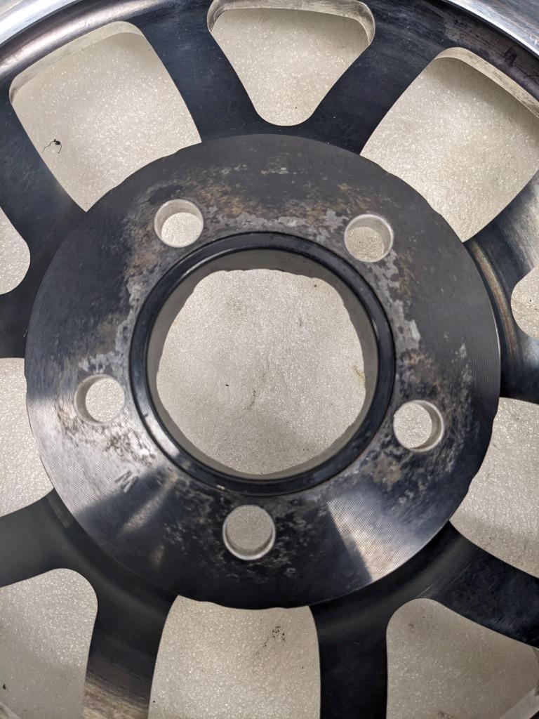 1 WELD RACING 76HB7100W67A WHEEL RT-S S76 FORGED ALUMINUM BLACK 17X10 USED B2