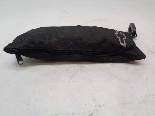 CHEVY CARGO NET WITH STORAGE BAG NEW R27
