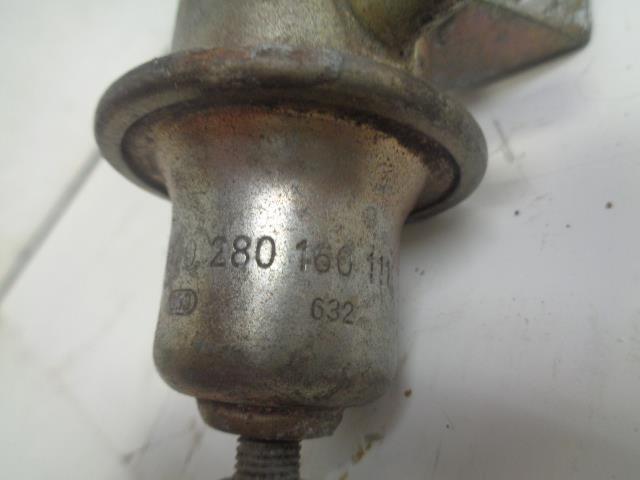 1 USED PORSCHE 911 VACUUM LIMITER BOSCH 0280160111 R24T1