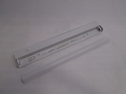 NEW Lithonia Lighting Fluorescent Cabinet Light 24" R073117 R34