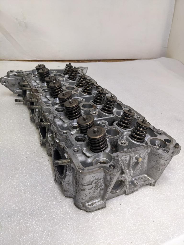 PORSCHE 948104104 LEFT ENGINE CYLINDER HEAD FOR 03-06 CAYENNE 4.5L USED #2 I2
