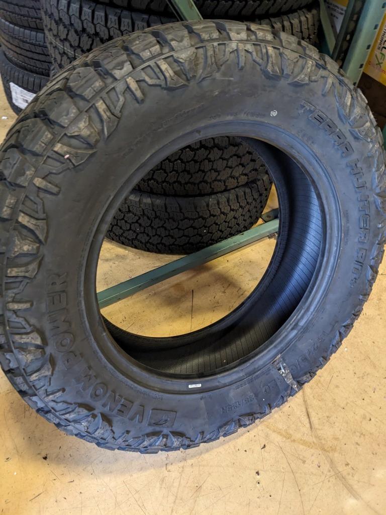 2 VENOM POWER TERRA HUNTER R/T+ LT 275 65 20 128/125R LRF 12PLY TIRES TVPRT12N