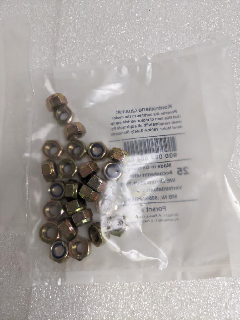 PORSCHE 93010590201 ENGINE VALVE COVER GASKET KIT FOR 911 NEW PGB2TA