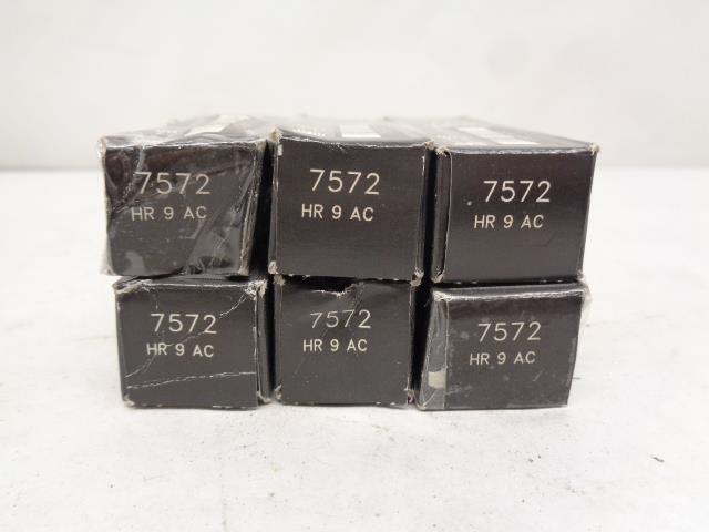 BRAND NEW BOSCH GMC SUPER SPARK PLUG 6-PACK 7572 R13T3