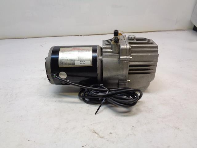 NEW MASTERCOOL MODEL 90062 2 CFM VACUUM PUMP 47/57 L/M 110V/ 60HZ R32