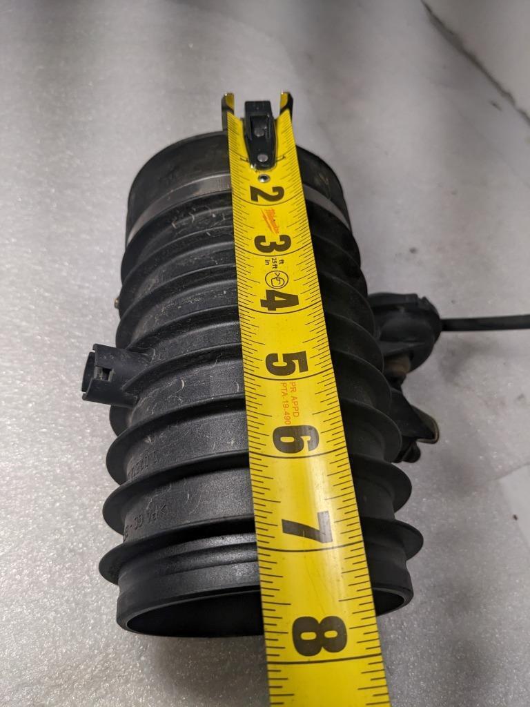 PORSCHE 911/986 BOXSTER THROTTLE BODY FLAP AIR INTAKE 99611068651 USED 996B.G.L.