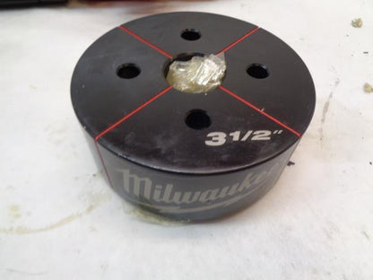 MILWAUKEE EXACT PUNCH AND DIE SYSTEM 49-16-2695 2&1/2" TO 4" CONDUIT R35