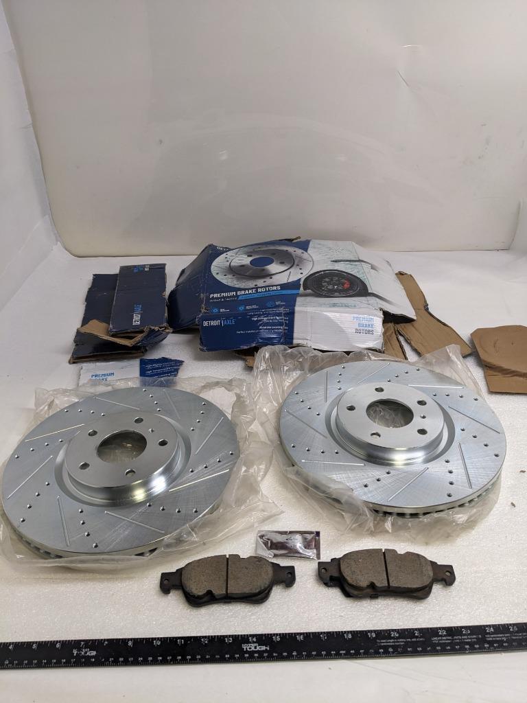 INCOMPLETE DETROIT AXLE S-31476 PAIR FRONT DRILLED SLOTTED ROTOR KIT NEW R6