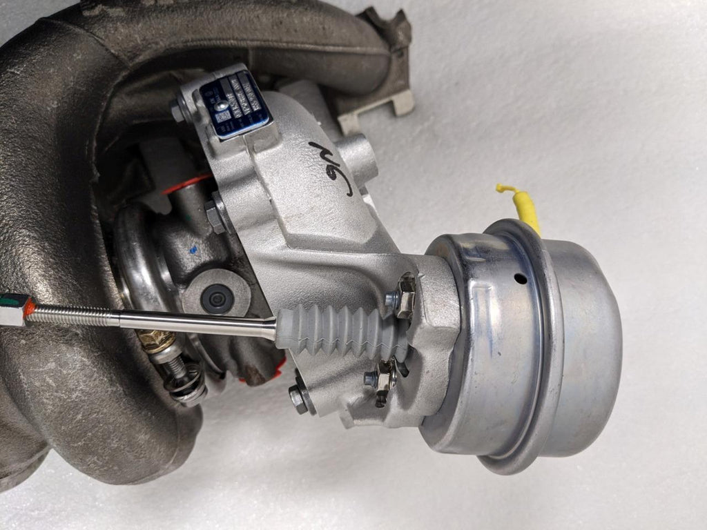 AUDI 07K145701N EXHAUST MANIFOLD TURBOCHARGER.FOR AUDI 2.5T ENGINE NEW E1