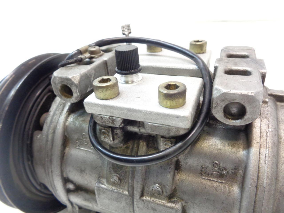 USED NIPPONDENSO 047200-3612 AC COMPRESSOR FOR 1985-89 PORSCHE 911 R3