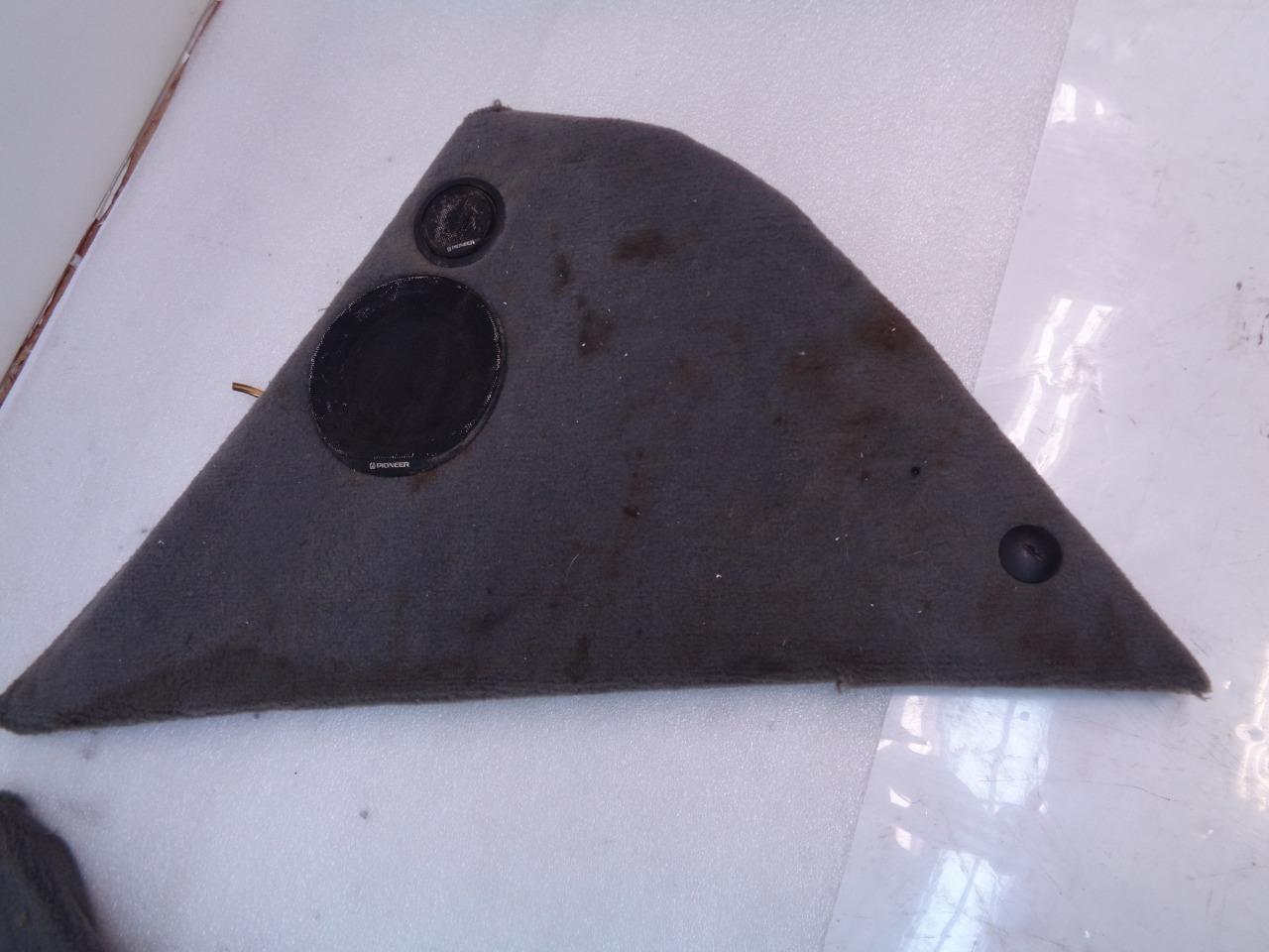 USED 1984-1989 PORSCHE 911 CONVERTIBLE TOP TRANSMISSION COVERS R20