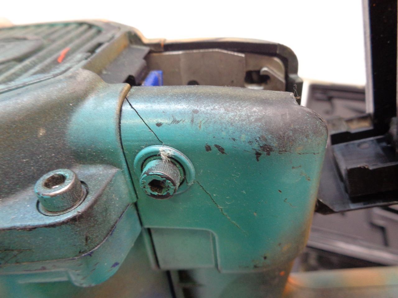 USED BLUE POWERS TRAK IT GAS NAILER 55011 C3 WITH EYE WEAR BSR35