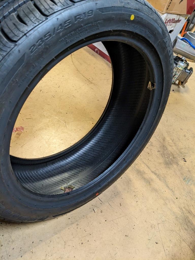 4 BFGOODRICH ADVANTAGE CONTROL A/S P 235 45 19 95H SL TIRES 03963 CQ2