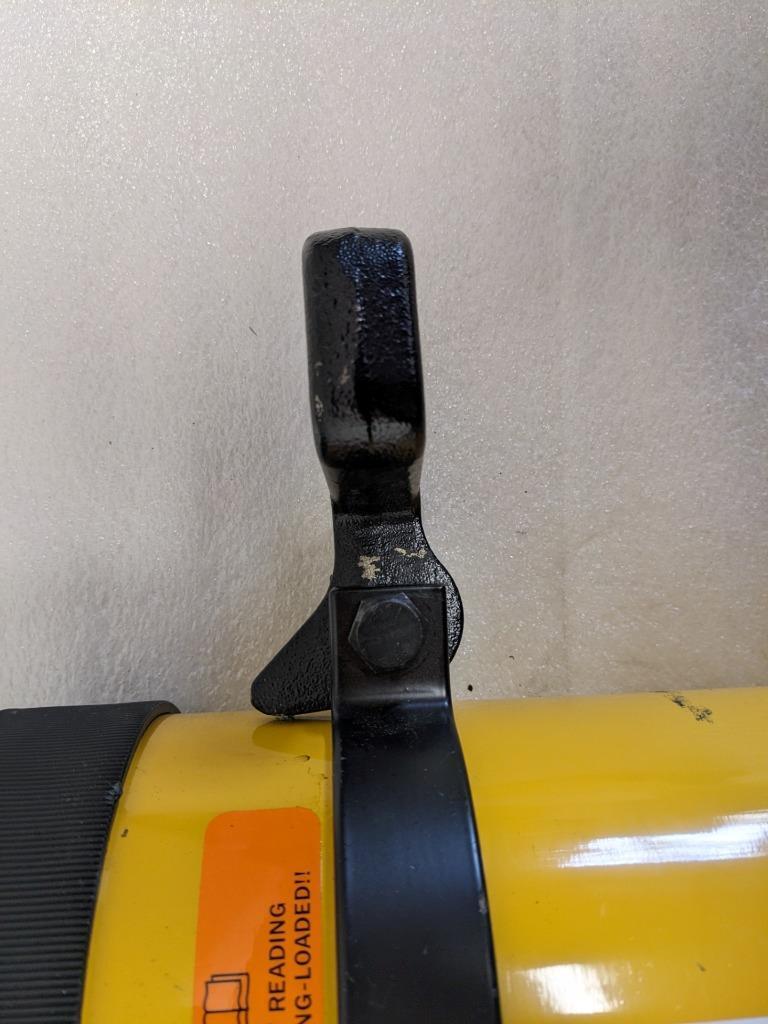 ENERPAC RCH606 HOLL-O-CYLINDER 63.6 ton 6.00 in Stroke Single-ActiON NEW B1B2