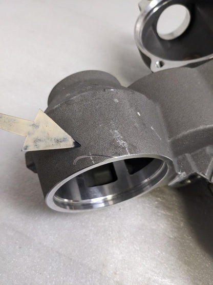 JOHN DEERE CE20020 ROW UNIT GEAR CASE HOUSING NEW I2