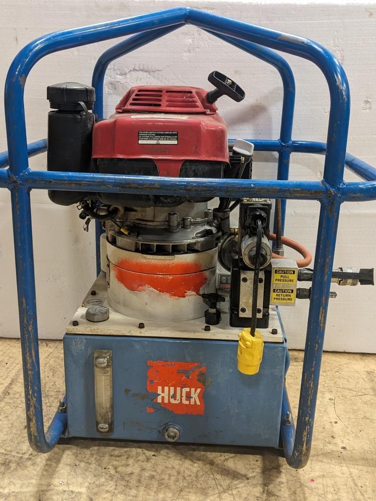 POWER TEAM 913F GAS POWERED HYD POWERIG W/ 4-CYCLE GAS MOTOR B2