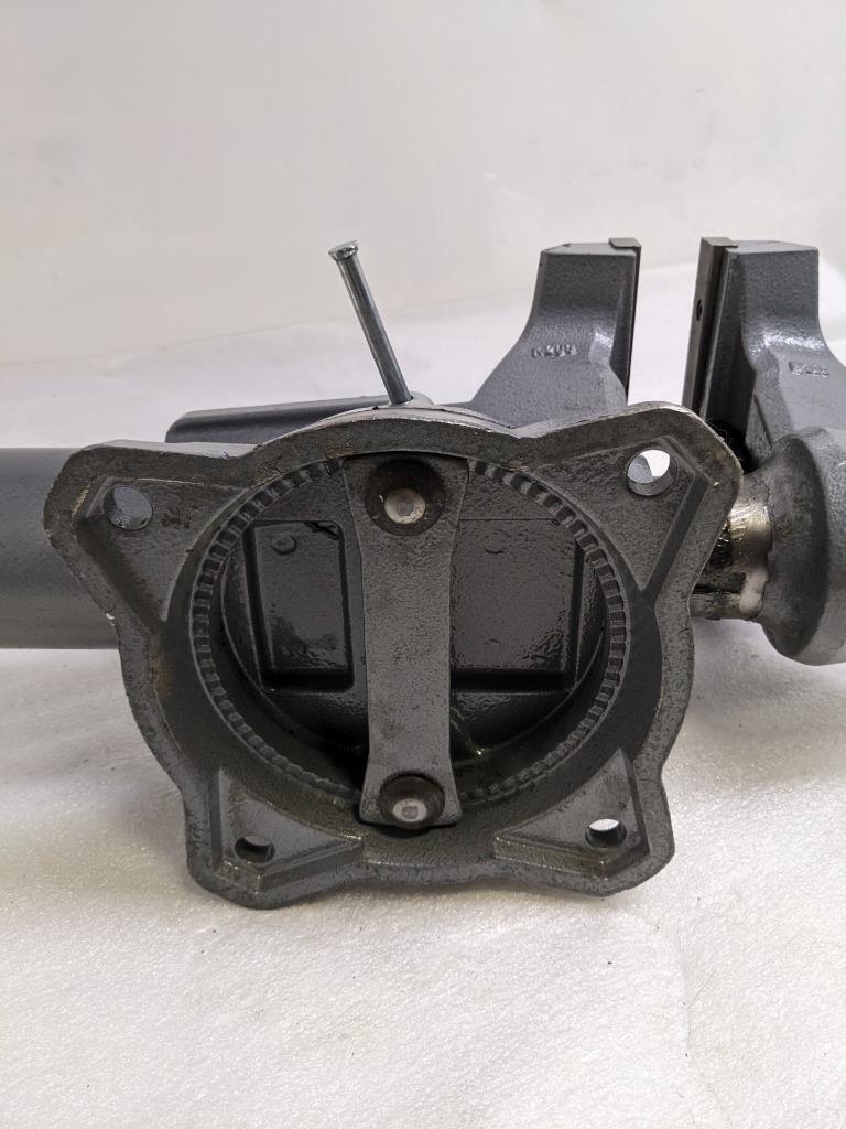 WILTON MP 28814 BENCH VISE 10" JAW WIDTH 12" JAW OPENING 360DEG SWIVEL NEW H1