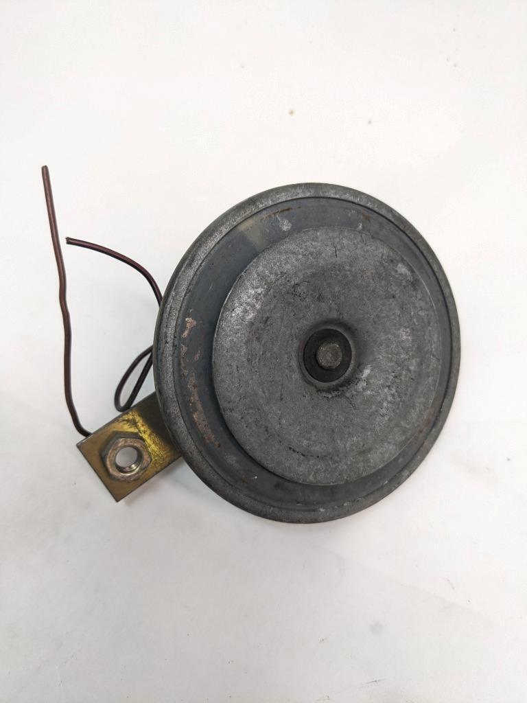 PORSCHE 911 ANTI-THEFT WARNING HORN ALARM SYSTEM 400HV 111951213 USED R21SPB