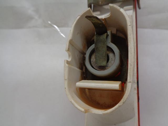 USED PORSCHE REAR LEFT SIDE MARKER LENS w/ BACKING & BULB 944 631 425 00 R25T4