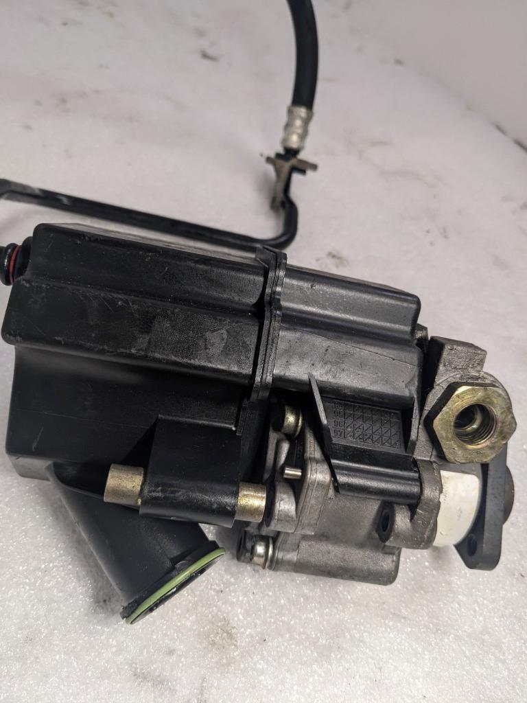 PORSCHE BOXSTER 986 POWER STEERING PUMP W RESERVIOR 99631422002 USED 996BGL