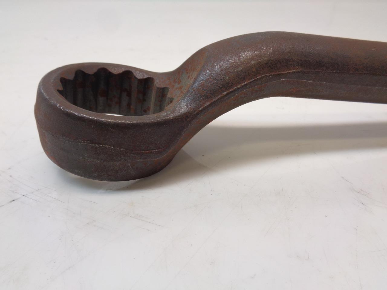 NEW URREA 2626SW OFFSET STRIKING WRENCH 1-3/4" 12 POINT R22T4