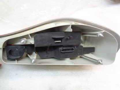 PORSCHE 98663144303 LEFT TAIL LIGHT LENS FOR 97-02 PORSCHE BOXSTER 986 NEW R25