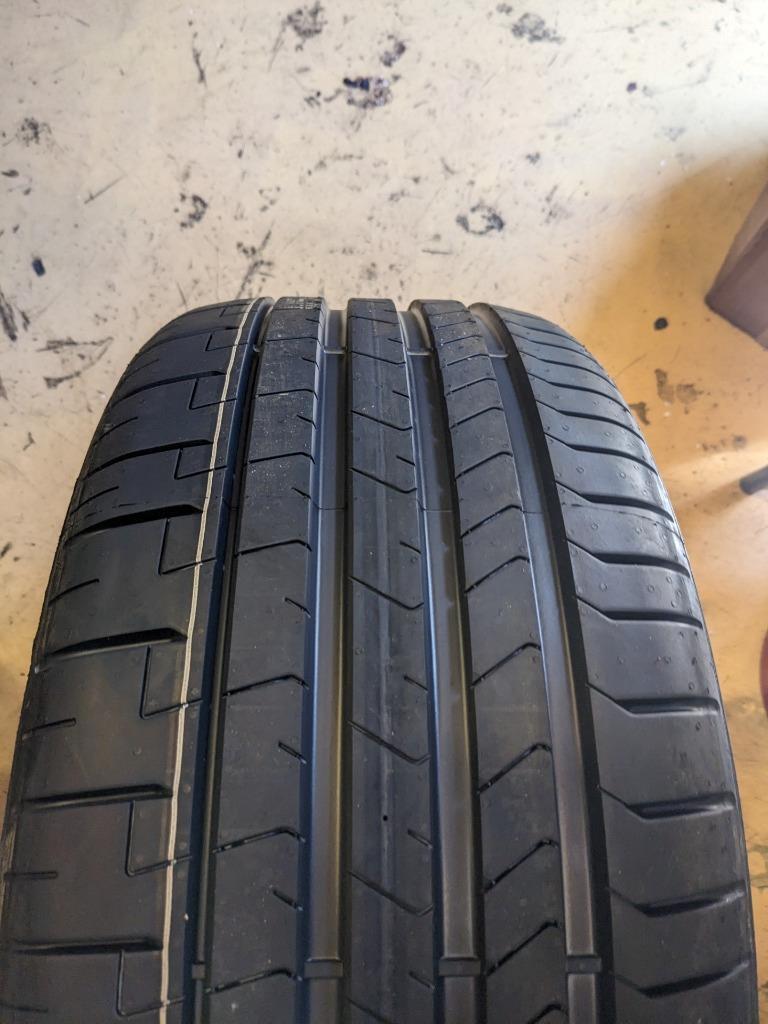 2 PIRELLI P ZERO PZ4 *MOE MERCEDES PNCS SPORT P 255 35 21 95Y XL TIRE 3781300