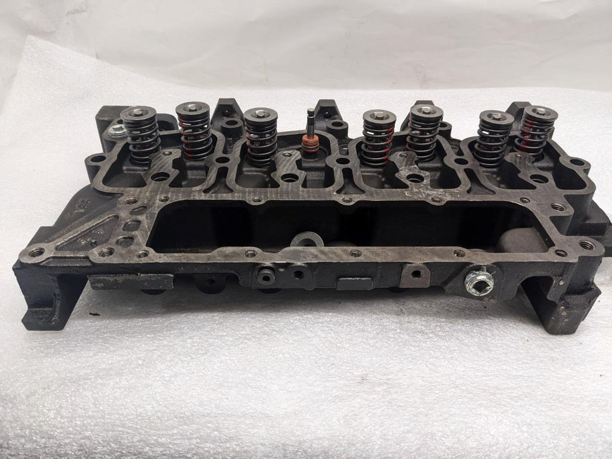 CUMMINS 2831041 Case Cummins Cylinder Head FOR 450/430/440 CASE Dozer NEW R18