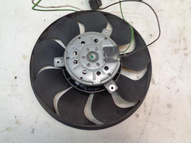 USED ENGINE COOLING FAN ASSEMBLY FOR 99-05 PORSCHE 911 R23T7