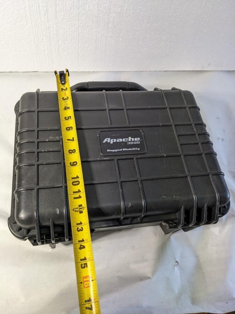 KHS PNEUMATIC CYLINDER 65175533S001 W/ APACHE 3800 CASE 8.39 X 5.6 X 3.25" R35