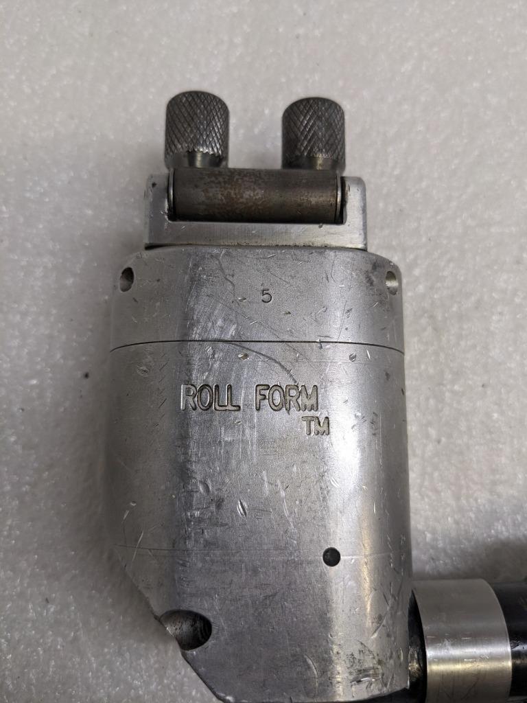 CLECO 24RAS13AM3 PNEAUMATIC ANGLE NUTRUNNER W/ GDX ROLL FORM HEAD USED R27