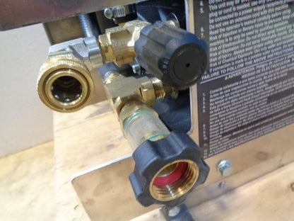 MI-T-M PRESSURE WASHER MODEL 486Z72 #GC-1002-0MEW1 NEW BSR